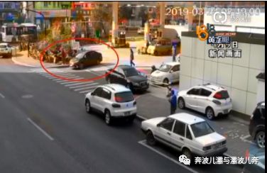 她花1万雇流氓xx女室友，结果反转太爽，引起极度舒适！